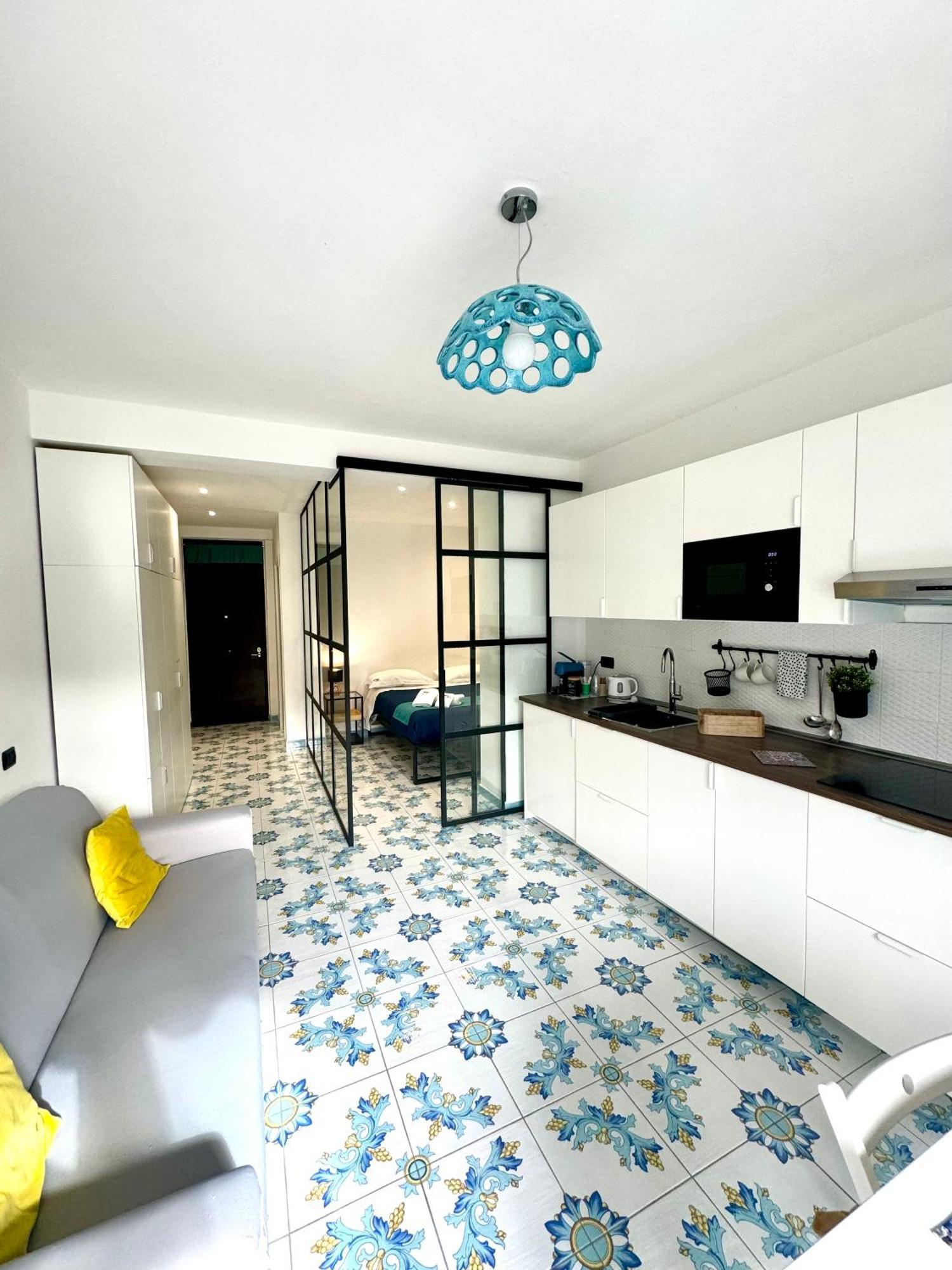 شقة Panoramic Flat Amalfi Coast - Sea View 1 Vietri المظهر الخارجي الصورة