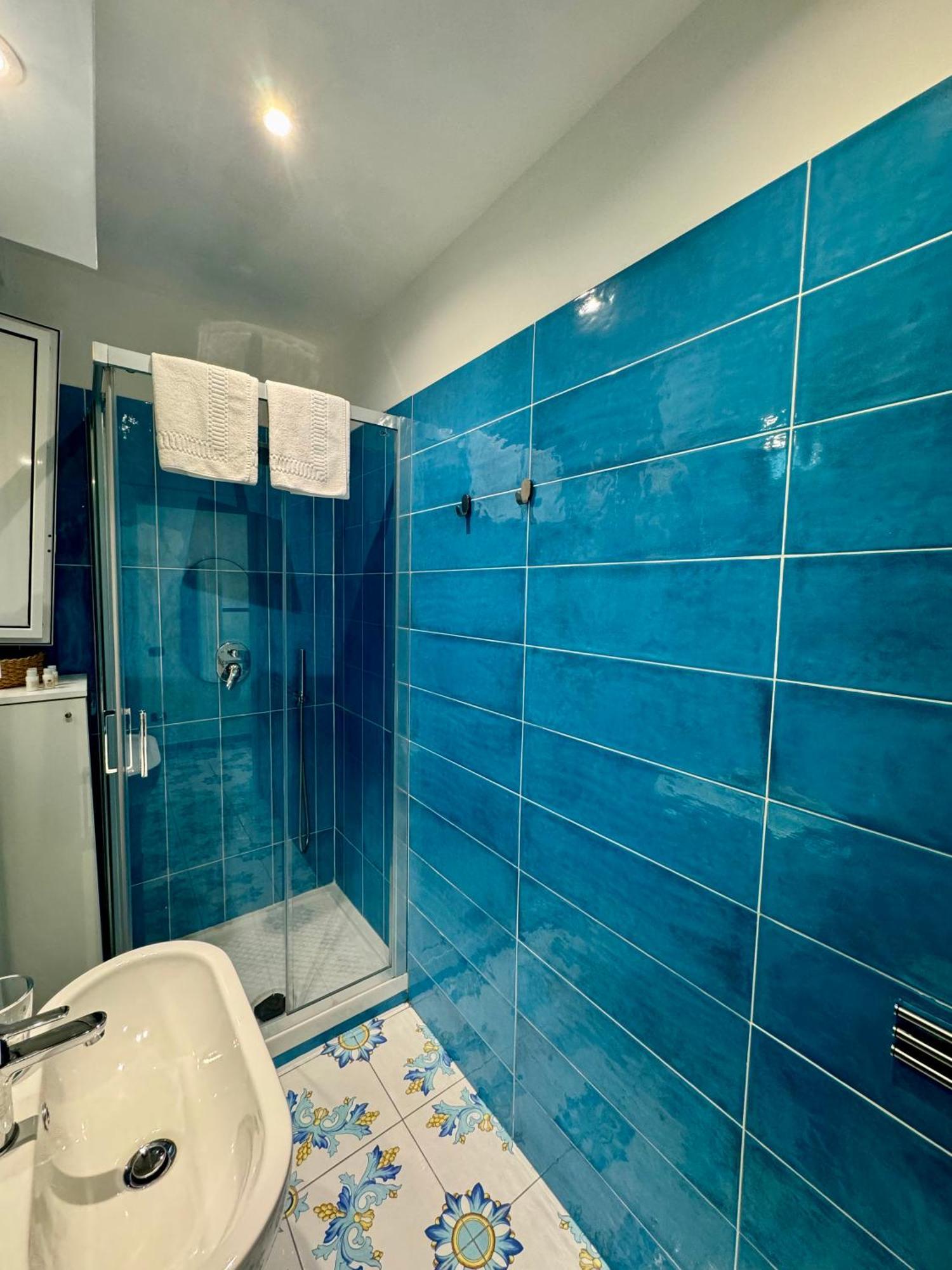 شقة Panoramic Flat Amalfi Coast - Sea View 1 Vietri المظهر الخارجي الصورة